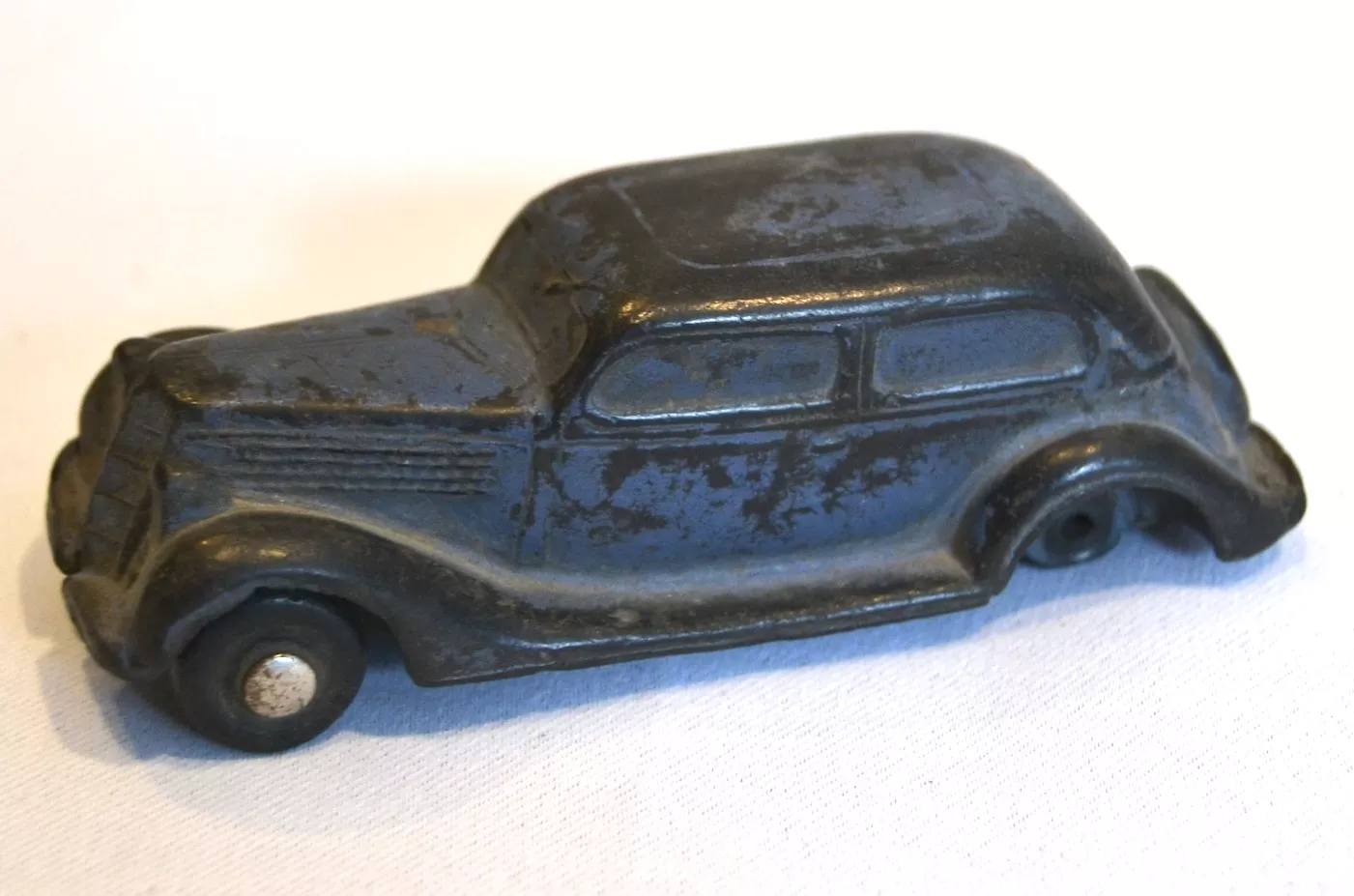 1935-ford-2-door-sedan-blue-seiberling-rubber-toy-ohio-bargain-john-s-antiques 1935 Ford 2 Door Sedan Blue Seiberling Rubber Toy Ohio - Bargain John's Antiques