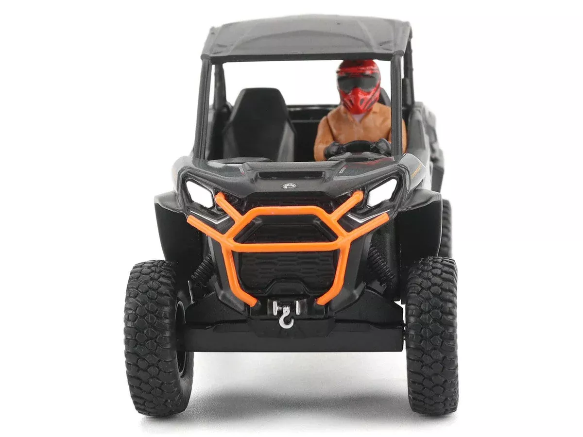 can-am-commander-xt-p-1000r-gray-orange-with-driver-figure-1-32-di Can-Am Commander XT-P 1000R Gray and Orange with Driver Figure 1/32 Di