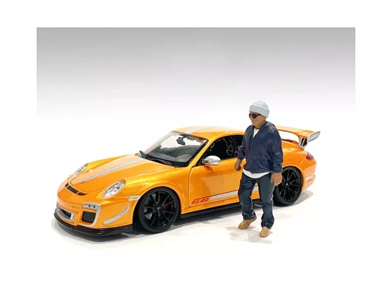 car-meet-1-figurine-iv-1-24-scale-models-by-american-diorama "Car Meet 1" Figurine IV for 1/24 Scale Models by American Diorama