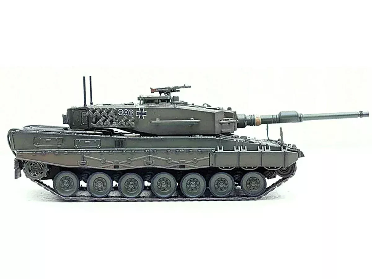 leopard-2a4-main-battle-tank-with-snorkel-green-camouflage-german-ar Leopard 2A4 Main Battle Tank with Snorkel "Green Camouflage" German Ar