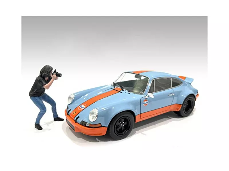 photographers-figure-4-1-18-scale-models-by-american-diorama "Photographers" Figure #4 for 1/18 Scale Models by American Diorama