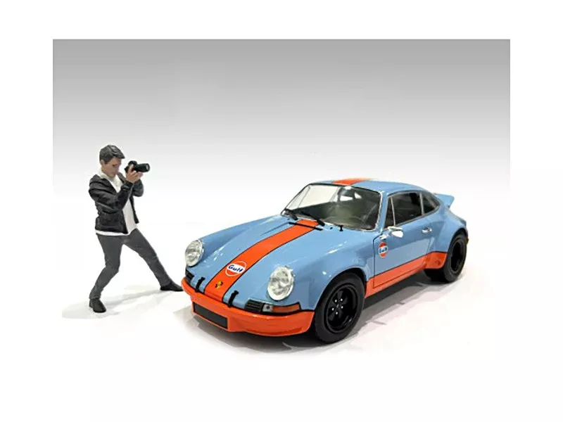 photographers-figure-6-1-18-scale-models-by-american-diorama "Photographers" Figure #6 for 1/18 Scale Models by American Diorama