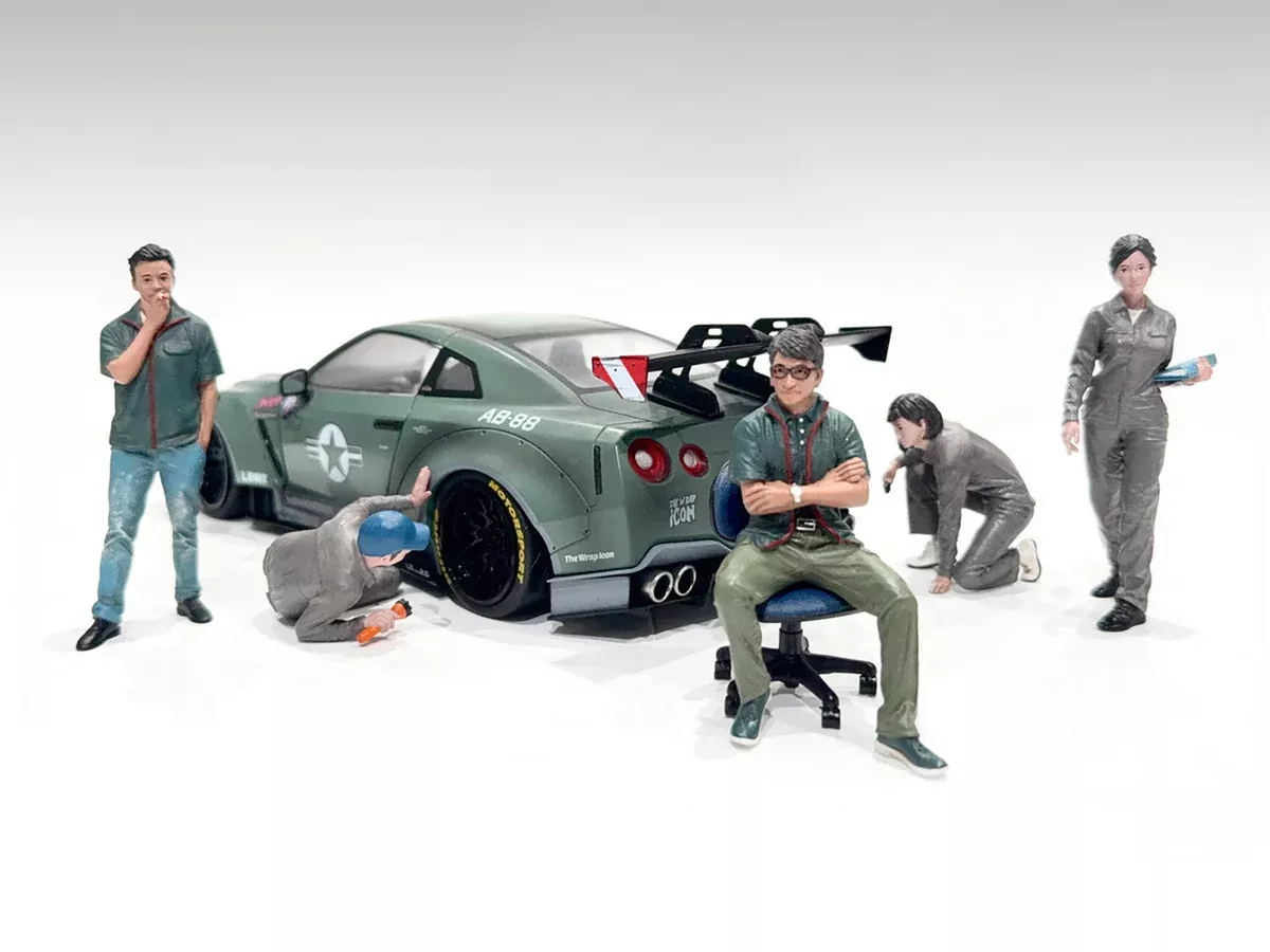 top-tuners-5-piece-figure-set-premium-series-1-24-scale-models "Top Tuners" 5 piece Figure Set "Premium" Series for 1/24 Scale Models